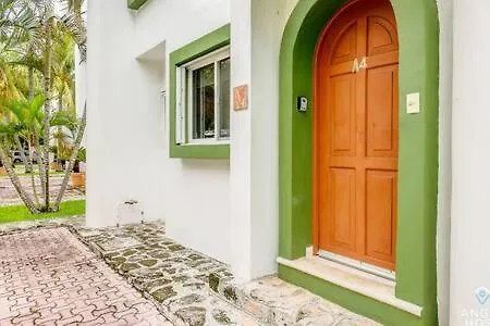 Ideal For Family Trip To Mexico Caribbean Pool Playa del Carmen Holiday home