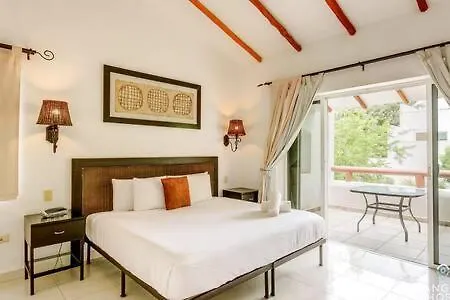 Ideal For Family Trip To Mexico Caribbean Pool Playa del Carmen Holiday home