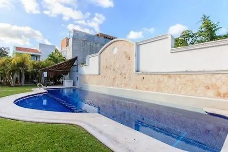 Ideal For Family Trip To Mexico Caribbean Pool Playa del Carmen