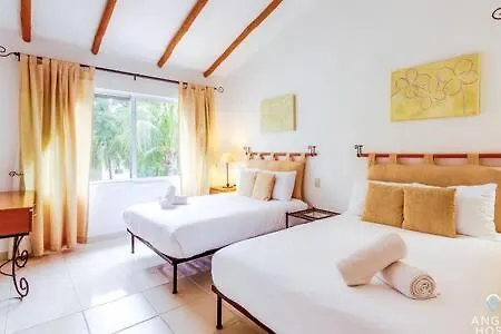 Ideal For Family Trip To Mexico Caribbean Pool Playa del Carmen Holiday home